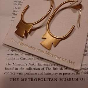 Metropolitan Museum of Art ~ Ankh earrings